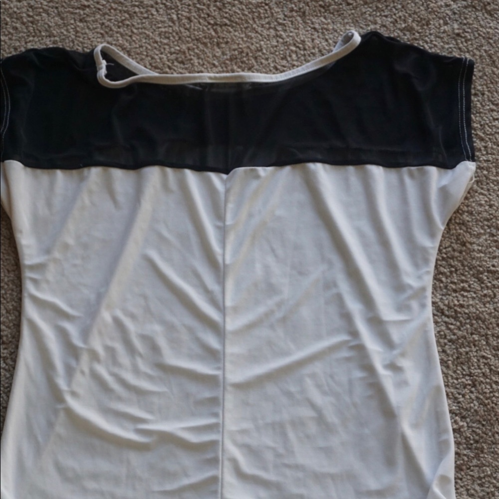 Top - Picture 2 of 2